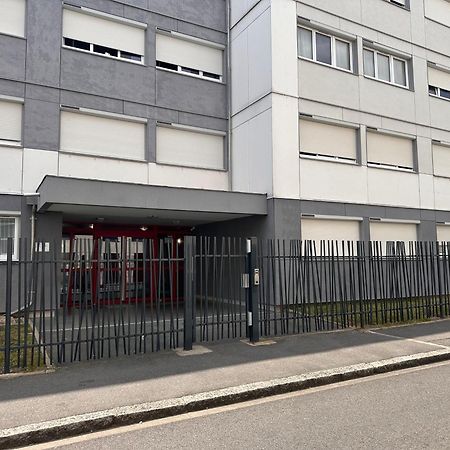 Appartement Cosy Proche De Toutes Les Commodites Orléans Exterior foto